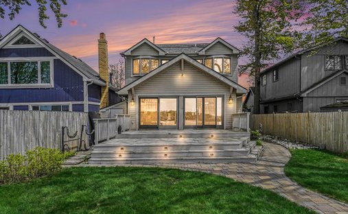House in Commerce Charter Township, Michigan, United States 1