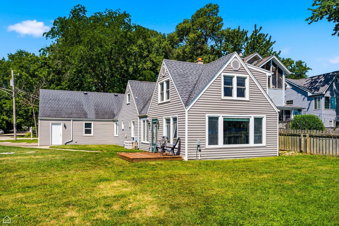 House in Village of Lakewood, Illinois, United States 2 - 18612712