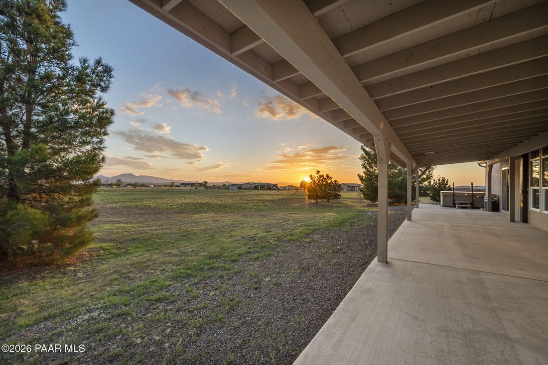 Prescott Valley, Arizona, United States 4 - 18609539