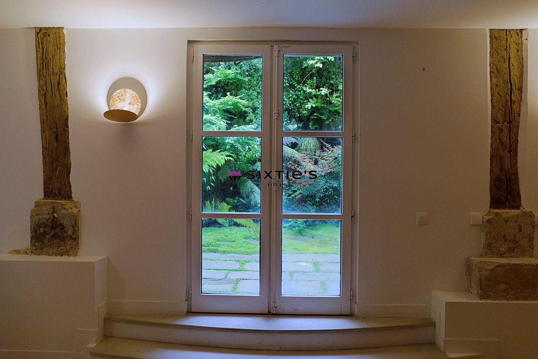 Apartment in Saint Merri, Paris 4e Arrondissement, Paris 1 - 18614857