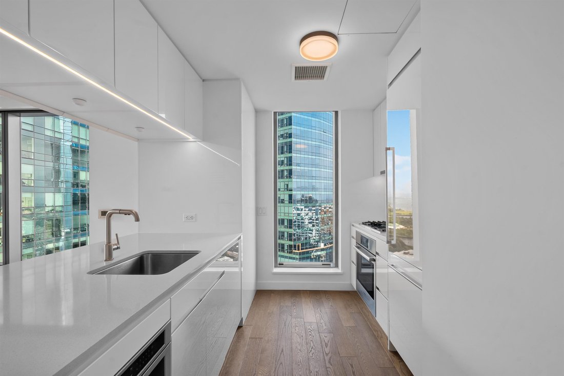 Condo in Jersey City, New Jersey, United States 4 - 18609633