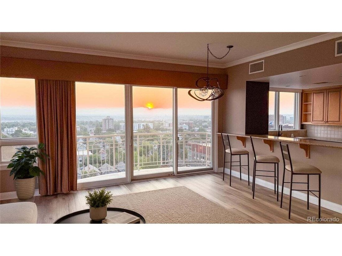Condo in Denver, Colorado, United States 3 - 18612989