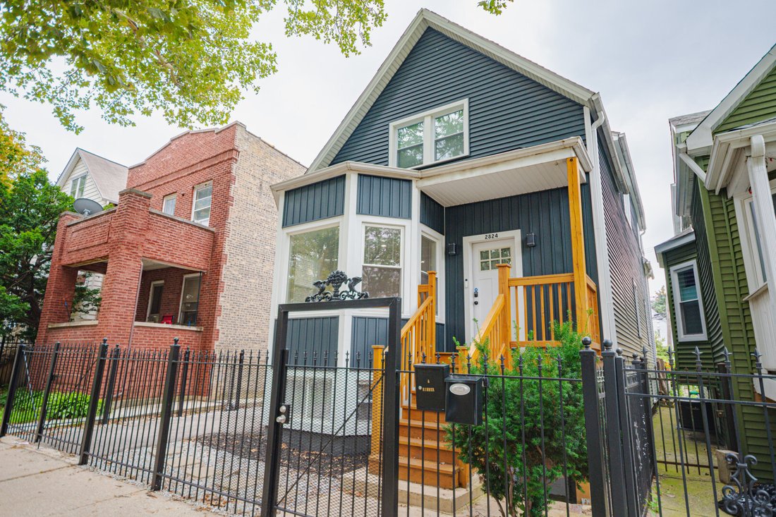 House in Chicago, Illinois, United States 1 - 18615424
