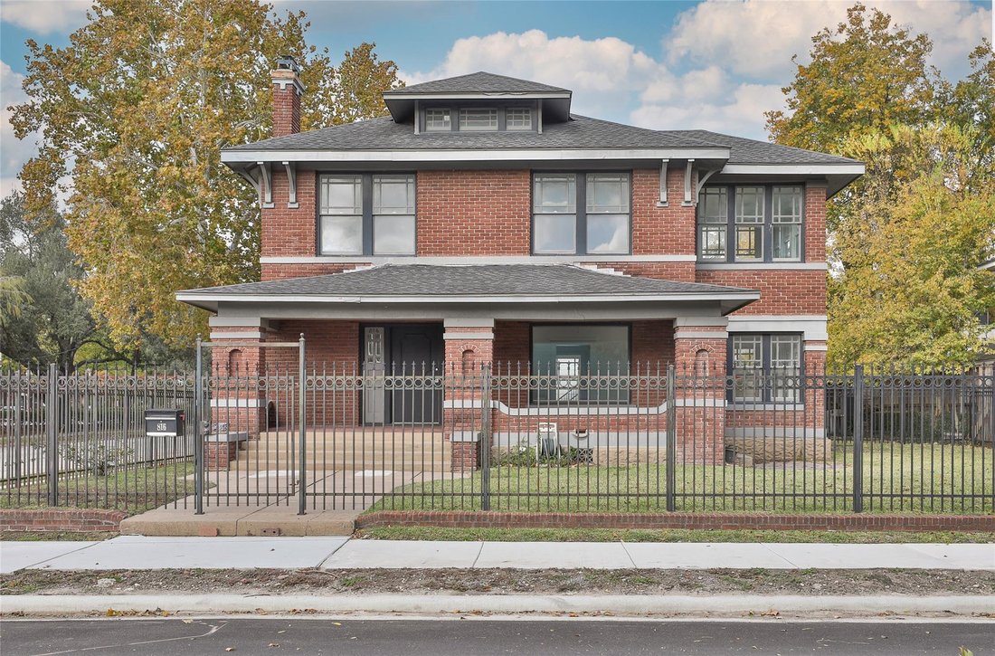 House in Houston, Texas, United States 1 - 18613395