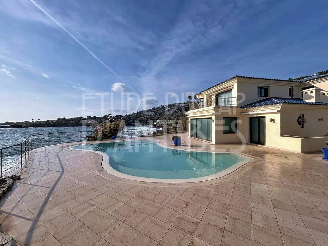 Villa in Ecarts, Roquebrune-sur-Argens, France 3 - 16983401