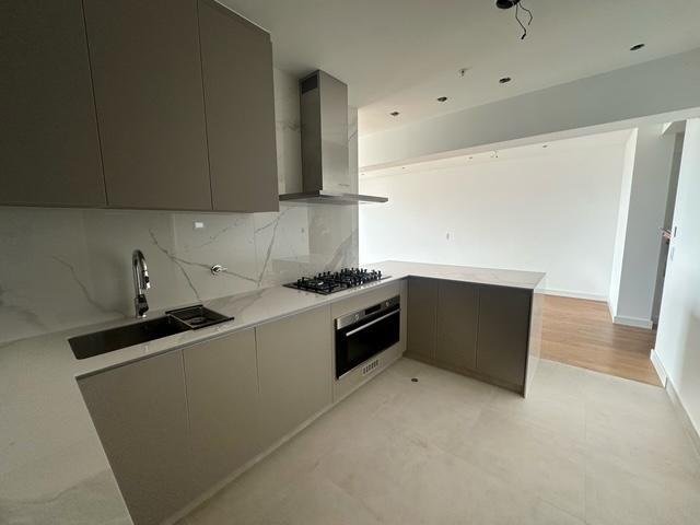 Apartment in Lima, Belarus 3 - 18610374