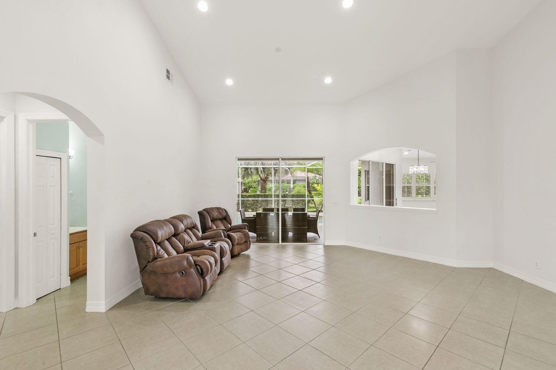 House in Naples, Florida, United States 4 - 18612548