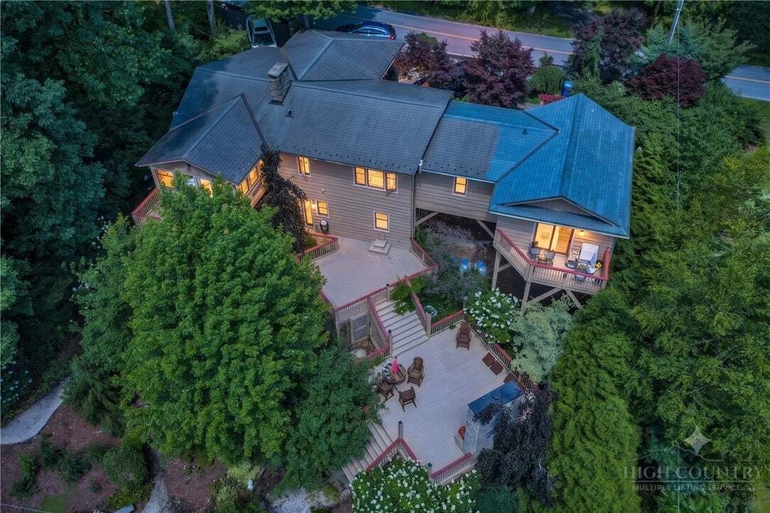 House in Blowing Rock, North Carolina, United States 1 - 18596317