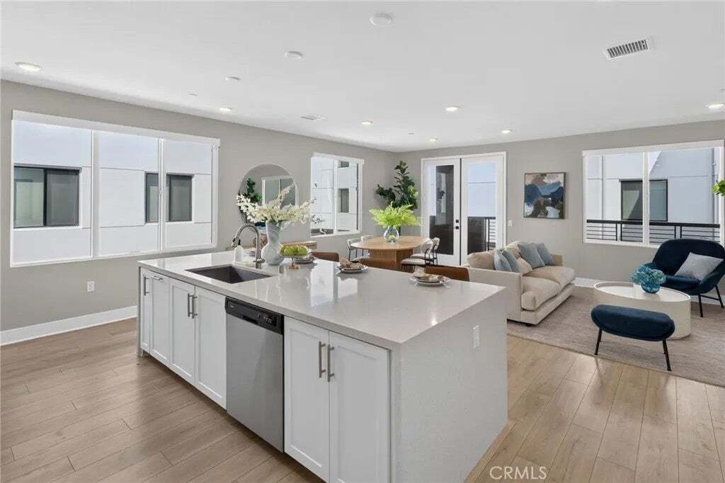 Condo in Tustin, California, United States 3 - 18612843