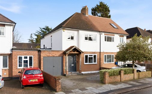 House in Hampton, Richmond Upon Thames, England 1
