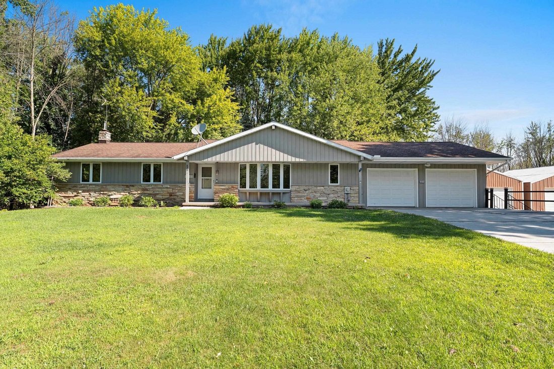 House in New Franken, Wisconsin, United States 1 - 18611337