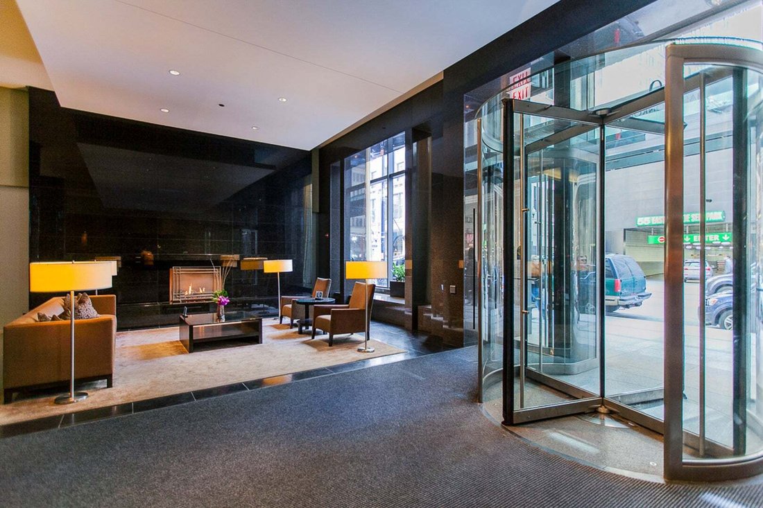 Condo in Chicago, Illinois, United States 3 - 18612689