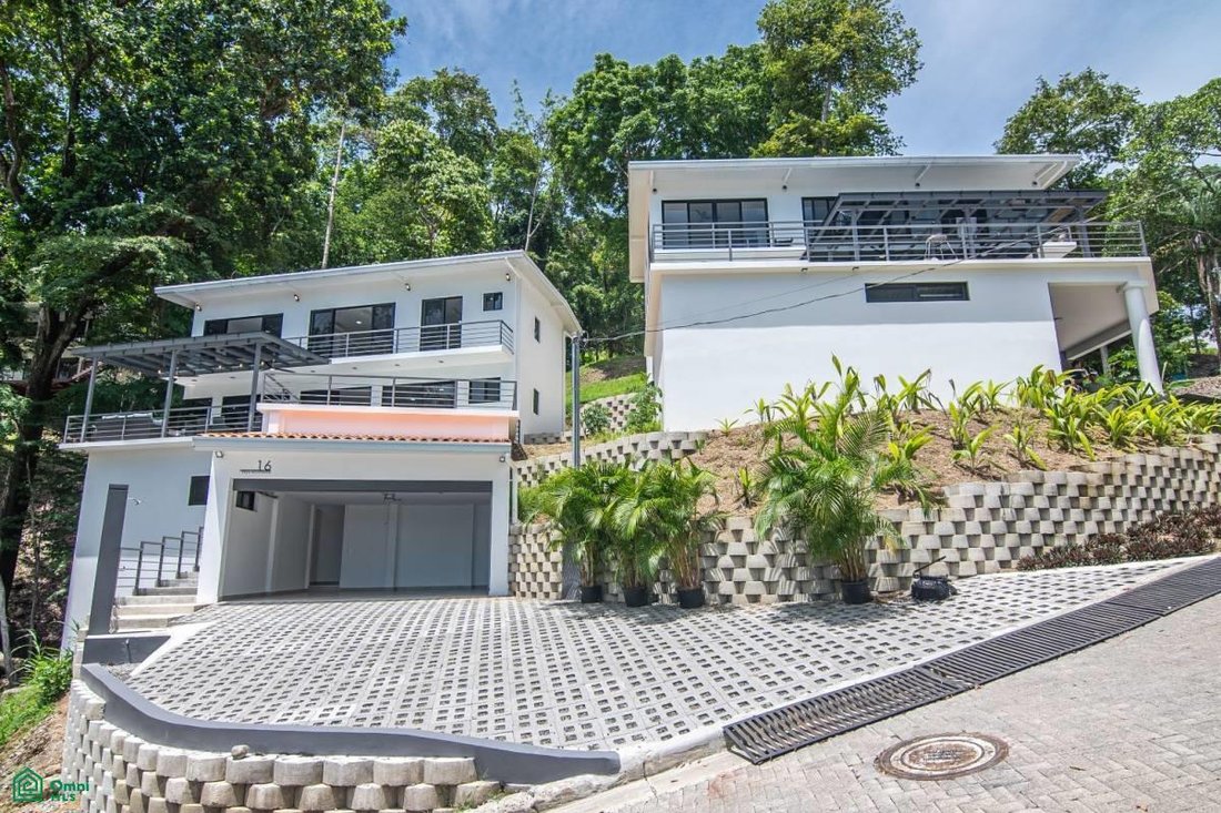 House in Playa Herradura, Puntarenas Province, Costa Rica 1 - 18149503