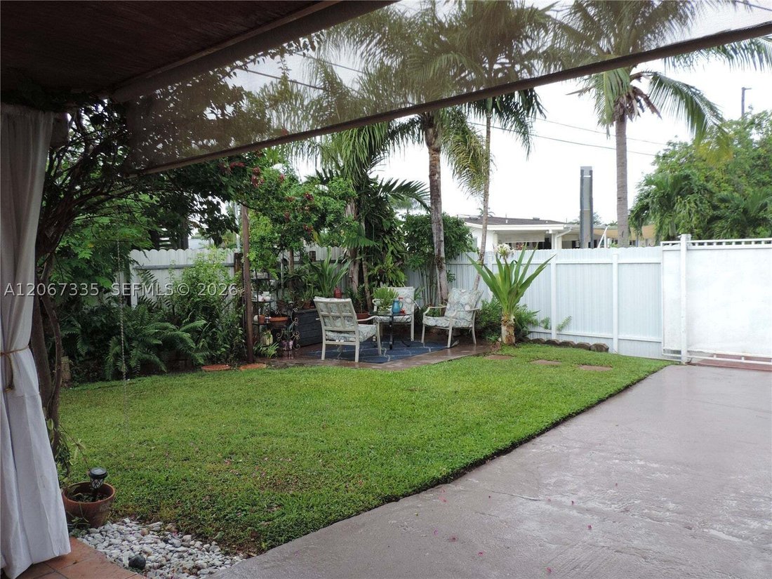 House in Hialeah, Florida, United States 3 - 18612506