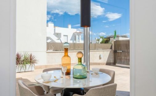 Villa in San Bartolomé, Kanarische Inseln, Spanien 1
