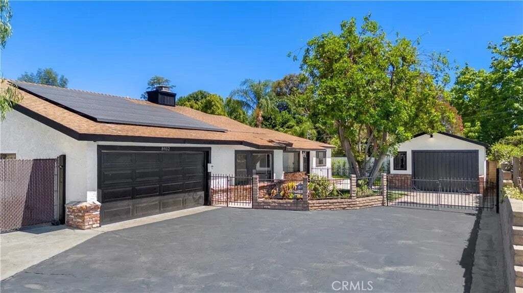 House in Los Angeles, California, United States 1 - 18386714