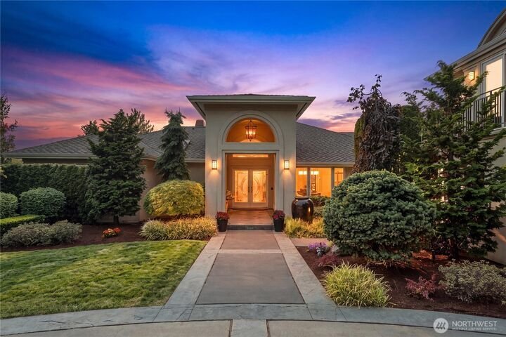 House in Bellevue, Washington, United States 4 - 18614955