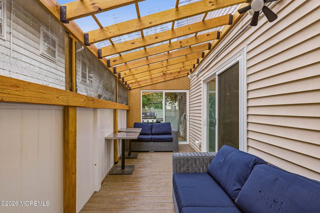 House in Lakewood Township, New Jersey, United States 4 - 18611656