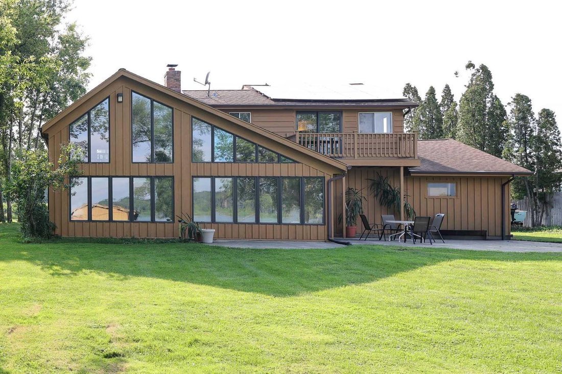 House in Muskego, Wisconsin, United States 1 - 18609077