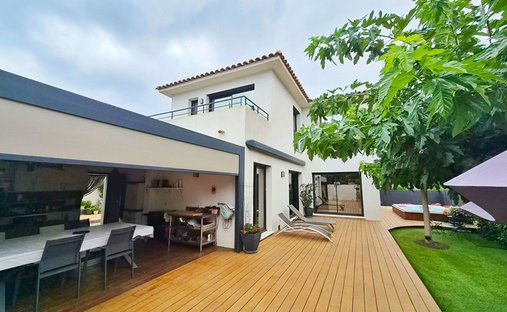 Villa in Nord, Sanary-sur-Mer, France 1