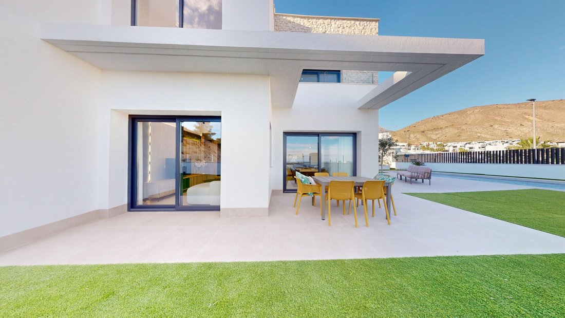 Villa in Finestrat, Valencian Community, Spain 1 - 18609433