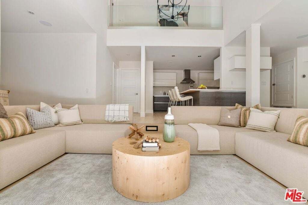 Condo in Los Angeles, California, United States 4 - 18611800