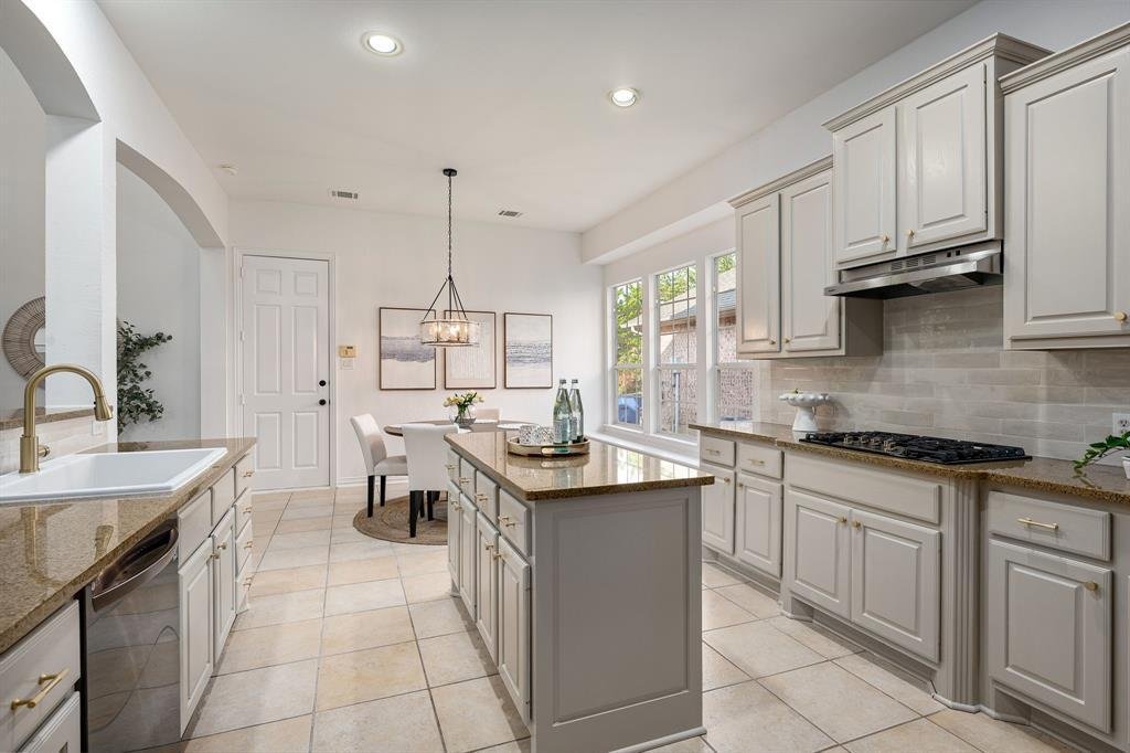 House in Frisco, Texas, United States 5 - 18613255