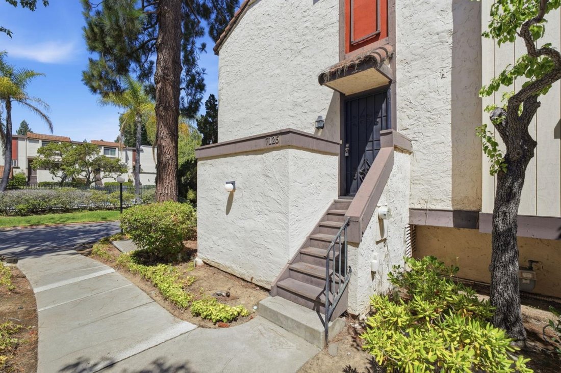 Townhouse in San Jose, California, United States 2 - 18610017