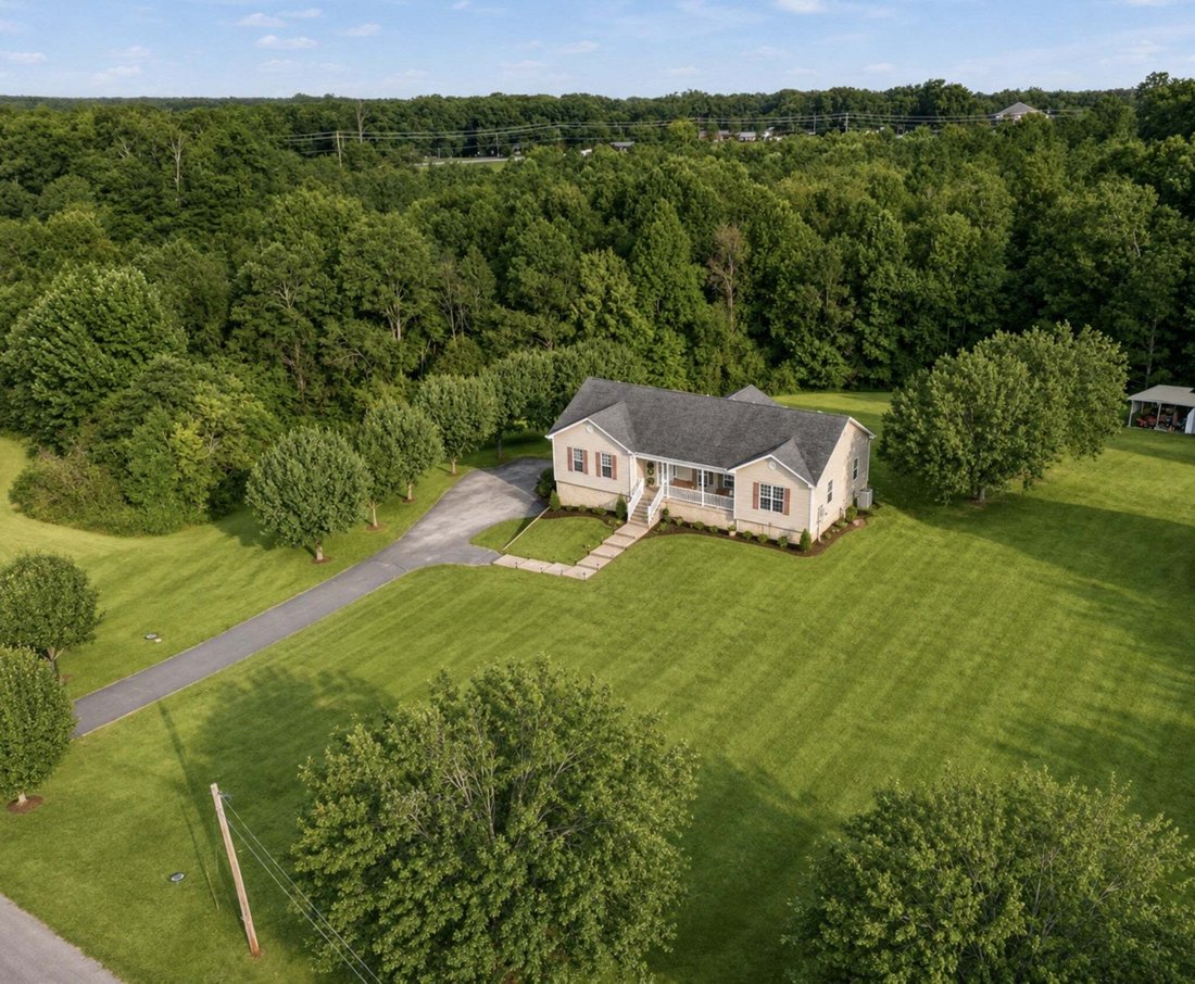 House in Hohenwald, Tennessee, United States 1 - 18615223