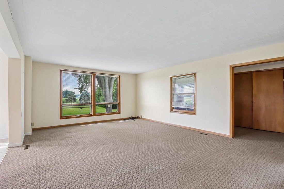 House in Watertown, Wisconsin, United States 5 - 18611719