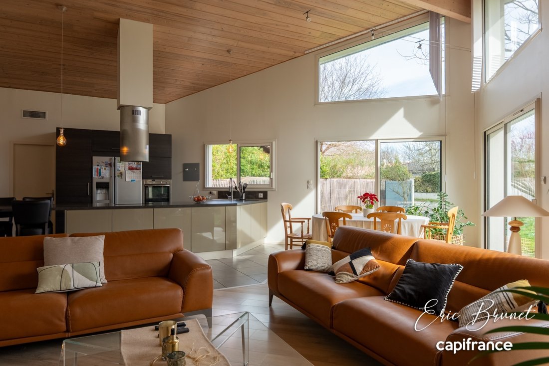 House in Mios, Nouvelle-Aquitaine, France 2 - 18613826