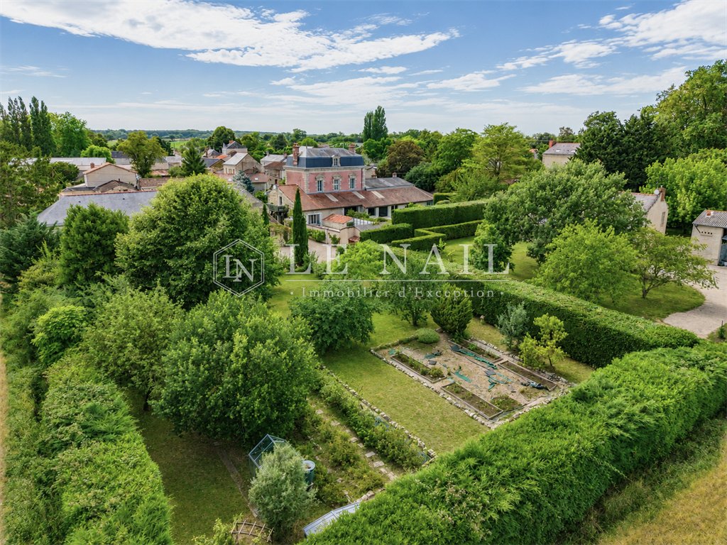 Estate in Delessert-Saint Louis-Nantilly, Saumur, France 2 - 18613740