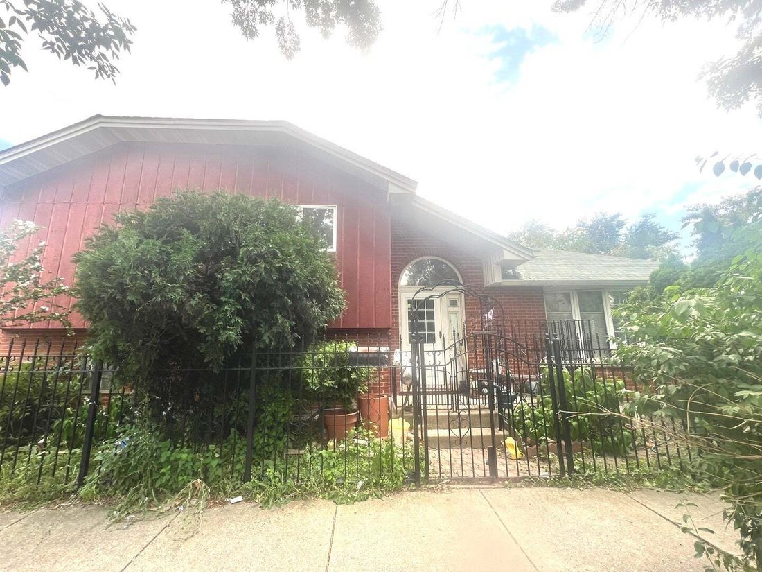 House in Chicago, Illinois, United States 2 - 18609765