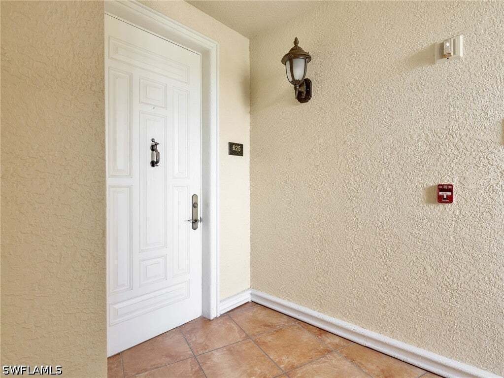 Condo in Naples, Florida, United States 4 - 18609242