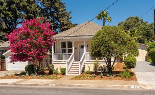 Healdsburg, California, United States 1