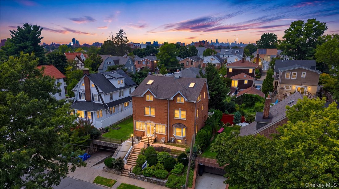House in New York, New York, United States 5 - 18612302