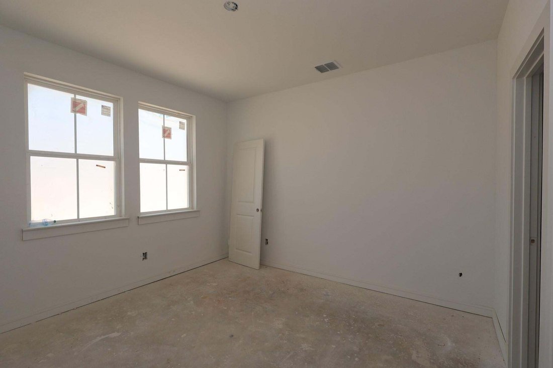 House in Conroe, Texas, United States 4 - 18456090