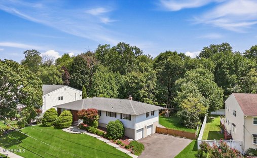 House in East Brunswick, New Jersey, United States 1