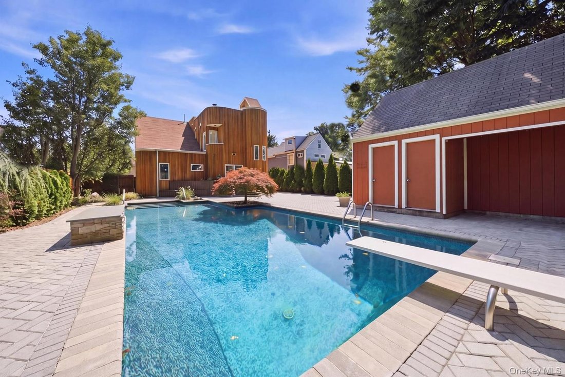 House in East Northport, New York, United States 5 - 18612300