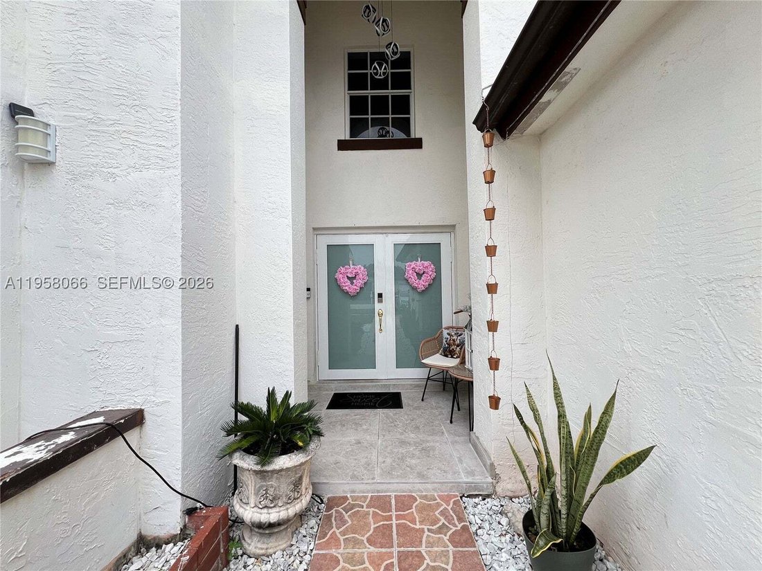 House in Miami, Florida, United States 4 - 17205616
