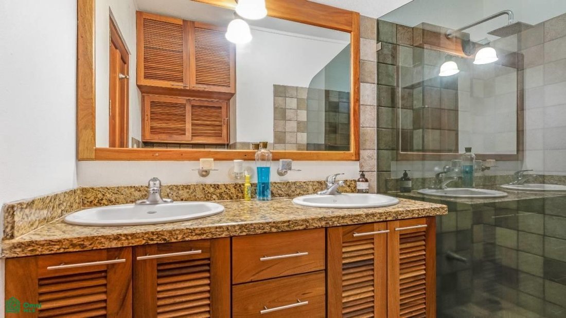 House in Playa Hermosa, Guanacaste Province, Costa Rica 1 - 17101115