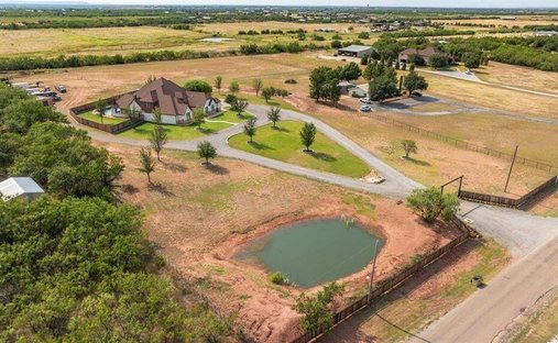 House in Tuscola, Texas, United States 1