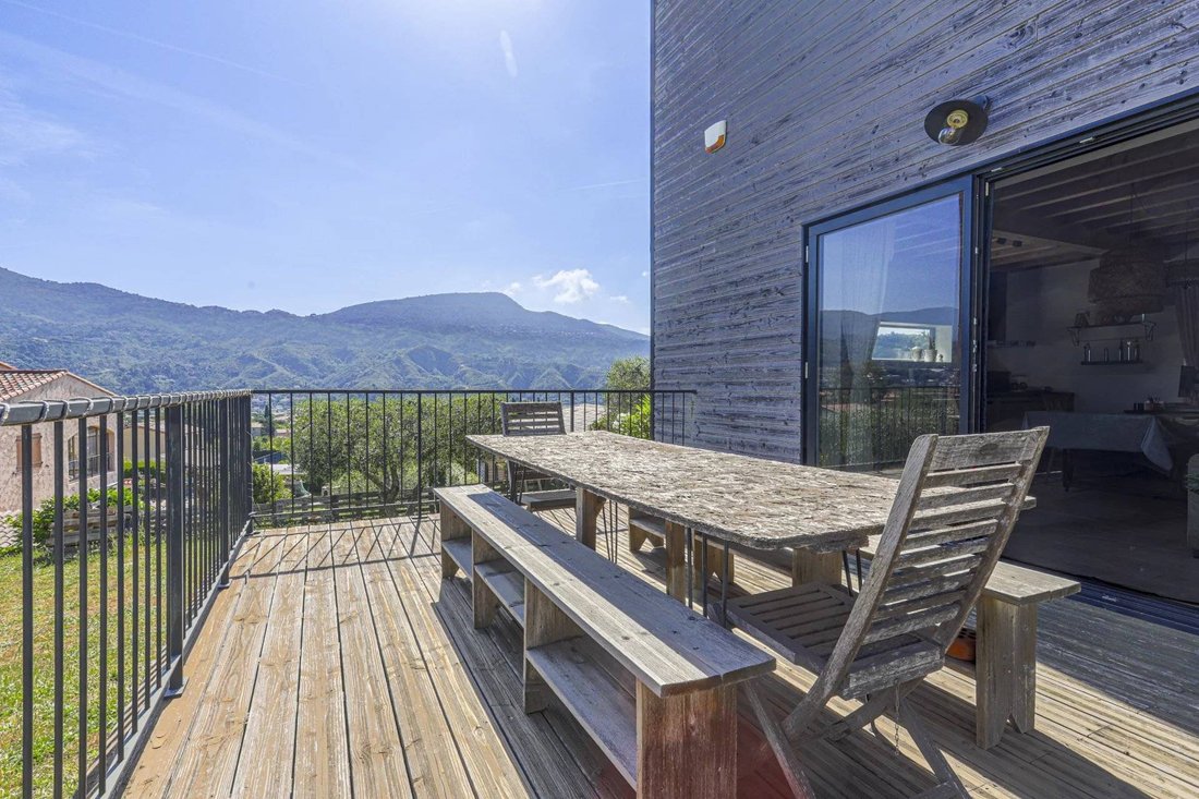 Villa in Carros, Provence-Alpes-Côte d'Azur, France 3 - 18159215