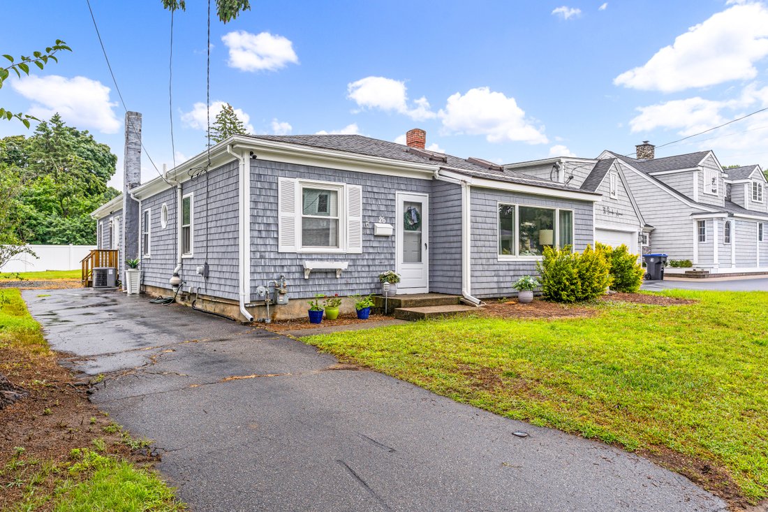 House in Barrington, Rhode Island, United States 3 - 18611366