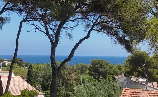 Land in Ecarts, Roquebrune-sur-Argens, France 1
