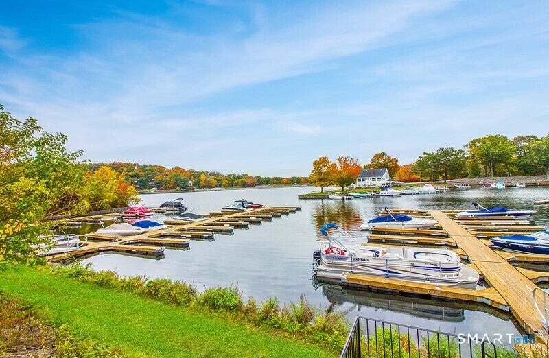 Condo in Danbury, Connecticut, United States 2 - 18611903