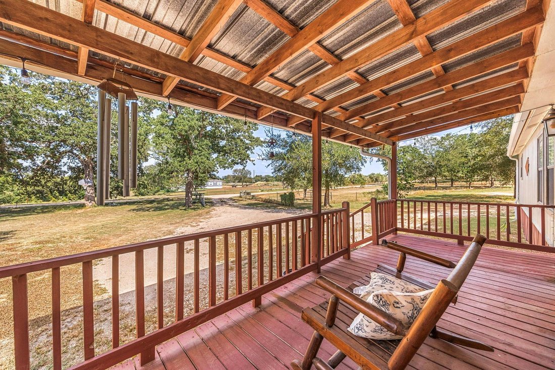 House in Lockhart, Texas, United States 2 - 18612227