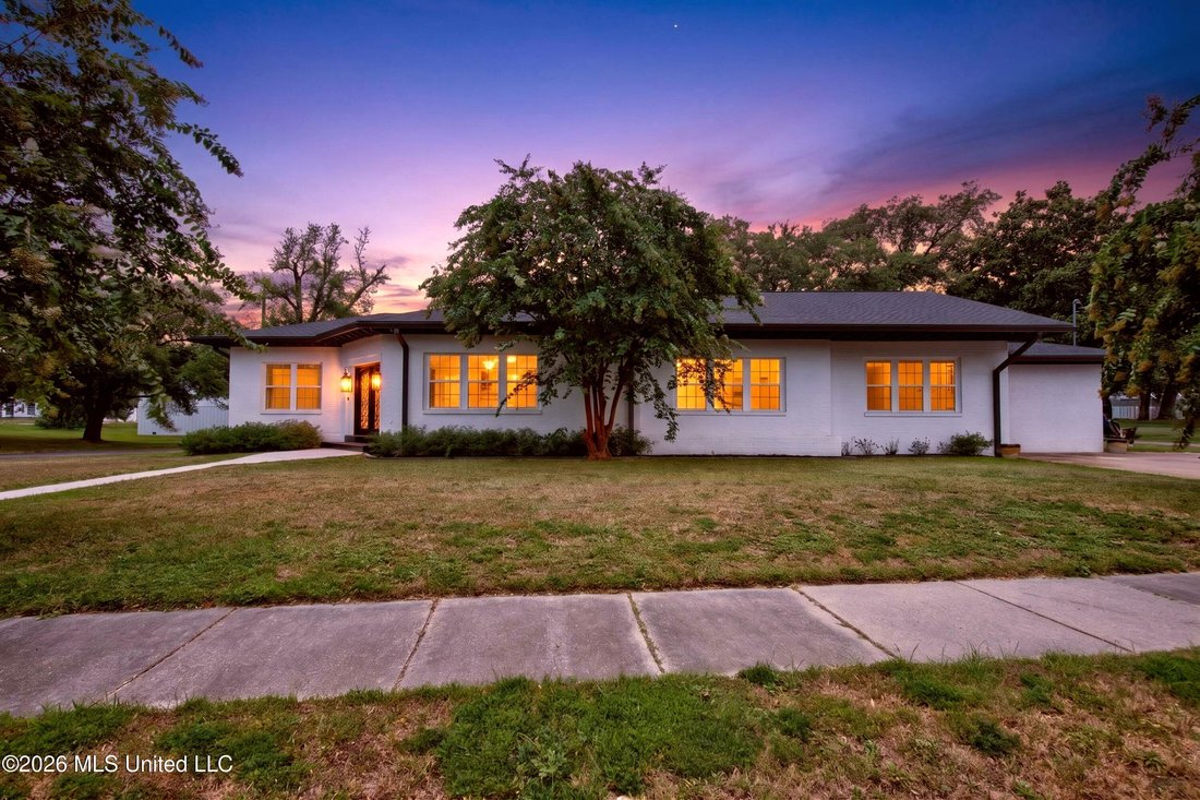 House in Gulfport, Mississippi, United States 4 - 18611332