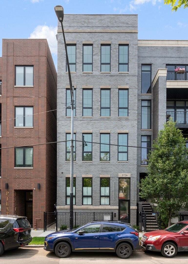 Condo in Chicago, Illinois, United States 1 - 18612757