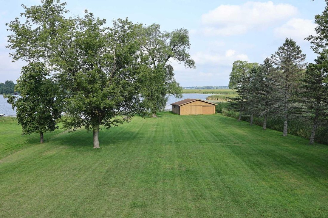 House in Muskego, Wisconsin, United States 4 - 18609077